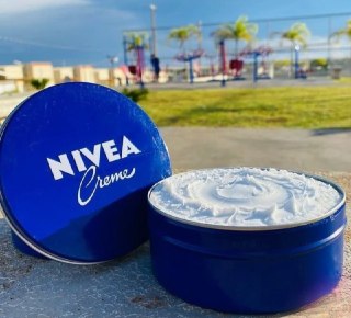 NIVEA Creme Hidratante Lata 56g