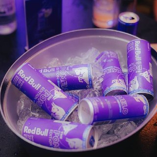 Red Bull Energético, Pomelo, Sem Açúcar, 250ml, 4 latas