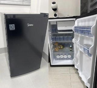 Frigobar 124 Litros Black Edition Inverter Bivolt Midea