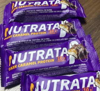 Barra Dark Caramel Protein 45g Display com 12 Unidades Nutrata