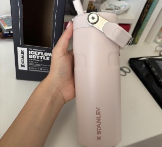 Garrafa Térmica Stanley Aerolight Iceflow Flip Straw 473 ML