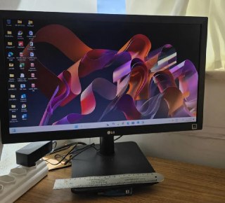 Monitor LG LED 20” HD+, LG Switch, HDMI, VGA, 75Hz