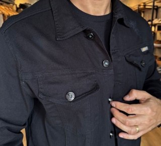 Jaqueta Jeans Sarja Preta - Tamanho G e GG