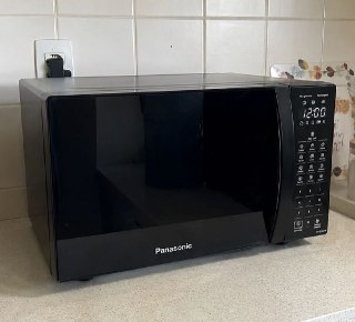 Micro-ondas Panasonic Black Glass 34L Dupla Refeição 220V