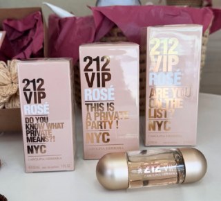 Perfume Carolina Herrera 212 VIP Rosé EDP 125ml