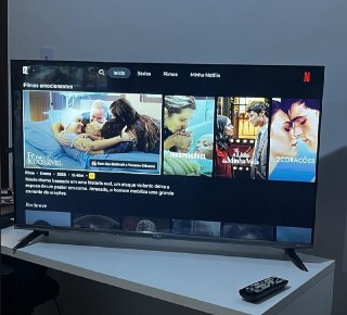Smart TV Philco 40" Full HD Led Roku TV