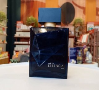 Perfume Essencial Oud Natura Deo Parfum, 100ml