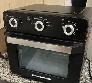 Forno Elétrico Hamilton Beach de 20L Com Air Fryer e Grill