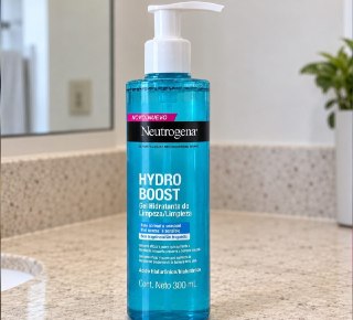 Neutrogena Gel Hidratante de Limpeza Hydro Boost, 300ml