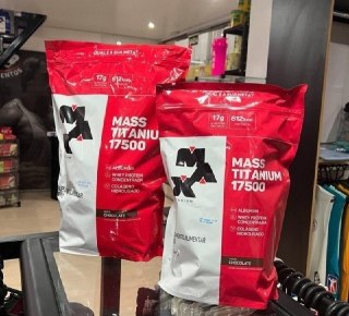 Hipercalórico 1,4kg Max Titanium Sabor Chocolate
