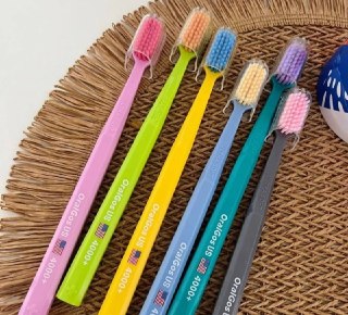 OralGos Escova de Dente Deep Cleaning - 6 Unidades