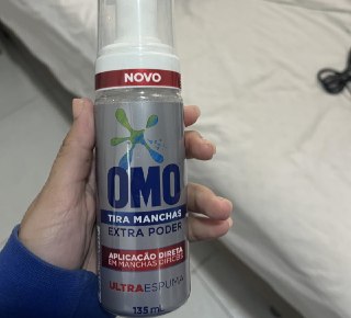 Tira-Manchas Omo Ultra Espuma Extra Poder Frasco 135mL