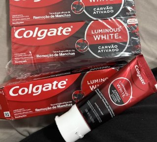 Colgate Luminous White Carvão Ativado Clareador 3x70g