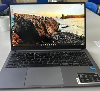 Samsung Galaxy Book4 Intel Core i3-1315U, Windows 11 Home, 8GB, 256GB SSD