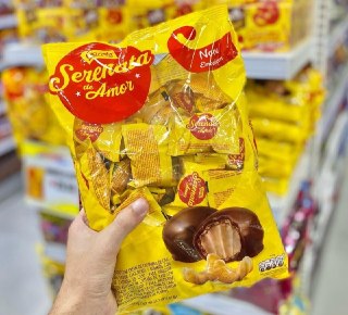 Bombom Garoto Serenata de Amor 825g