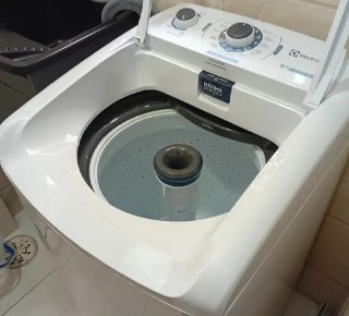 Máquina de Lavar Electrolux 9kg 110V